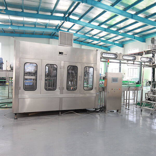 3-in-1 Mineral Water Filling Capping Machine 12000BPH 